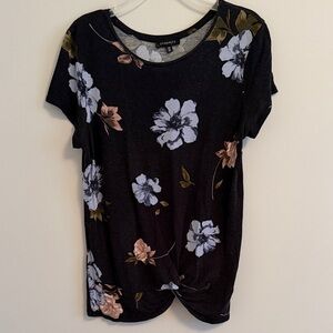 Dynamite Black and White Floral Short Sleeve Top